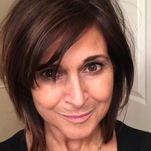 Meet your Posher, Carla